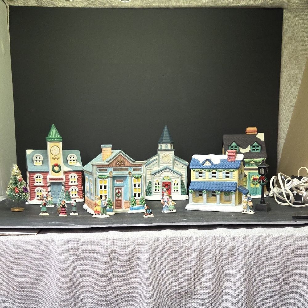 VICTORIAN VILLAGE HAND PAINTED PORCELAIN VILLAGE INCLUDES 5 BUILDINGS